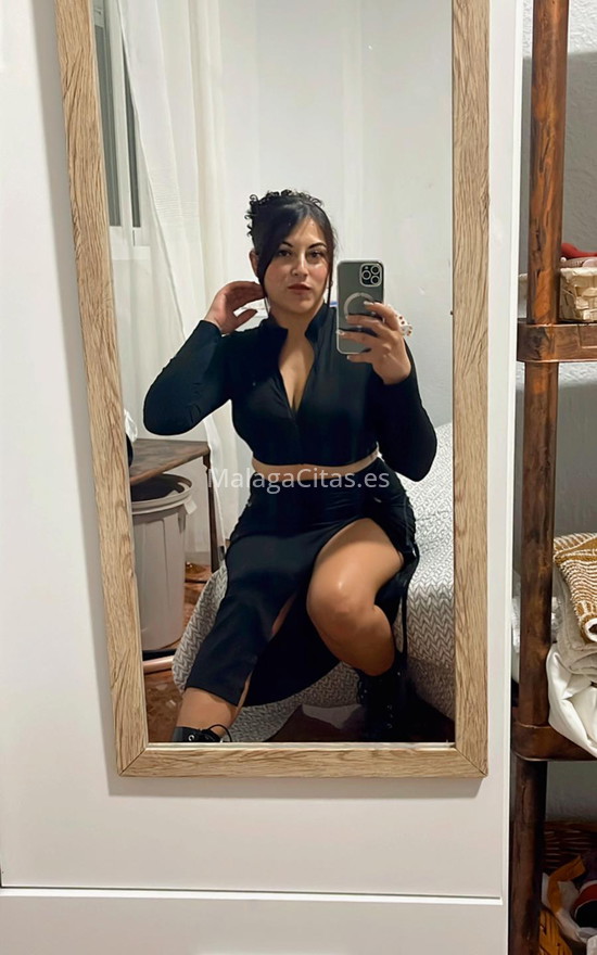 Isabela, joven colombiana. 614447109. Citas en MÁLAGA, MÁLAGA. www.malagacitas.es.