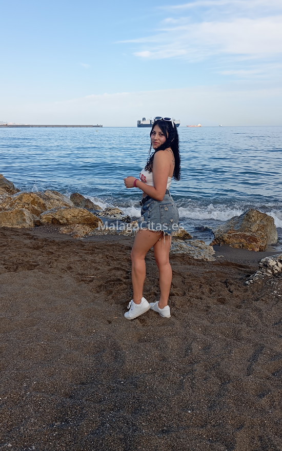 Isabela, joven colombiana. 614447109. Citas en MÁLAGA, MÁLAGA. www.malagacitas.es.