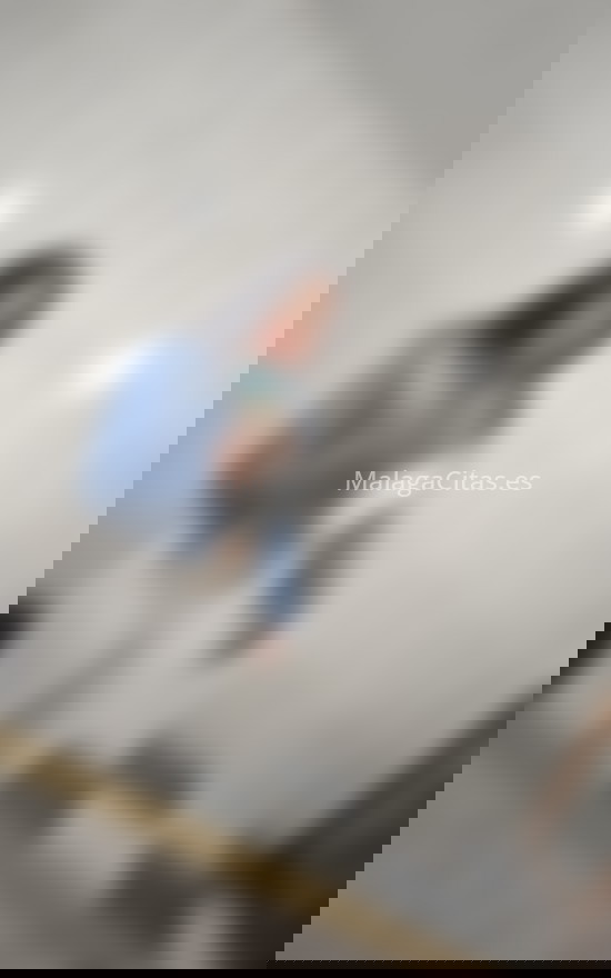 Sofía, joven colombiana de vacaciones. 610345937. Citas en MÁLAGA, MÁLAGA. www.malagacitas.es.