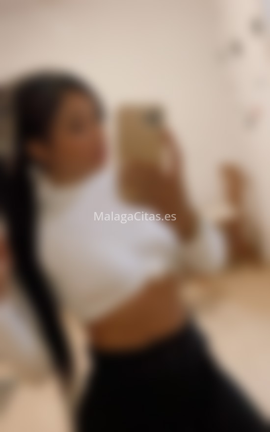 Cloe, jovencita alegre y divertida. 641360942. Citas en MÁLAGA, MÁLAGA. www.malagacitas.es.