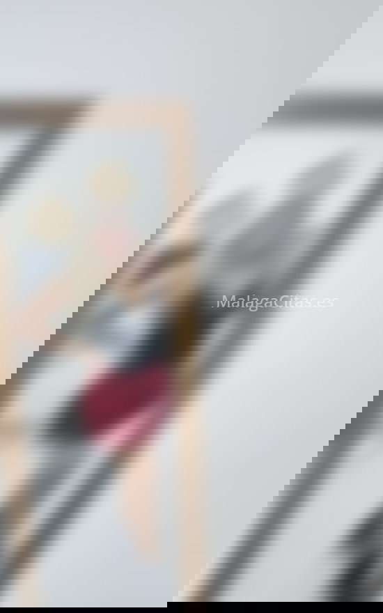 Alejandra, chica trans muy simpática. 643228179. Citas en MÁLAGA, MÁLAGA. www.malagacitas.es.