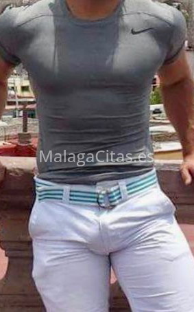 Mathias, joven latino. 633385994. Citas en MÁLAGA, MÁLAGA. www.malagacitas.es.