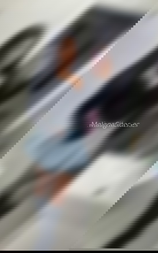 Melany, trans latina de vacaciones. 613698257. Citas en MÁLAGA, MÁLAGA. www.malagacitas.es.