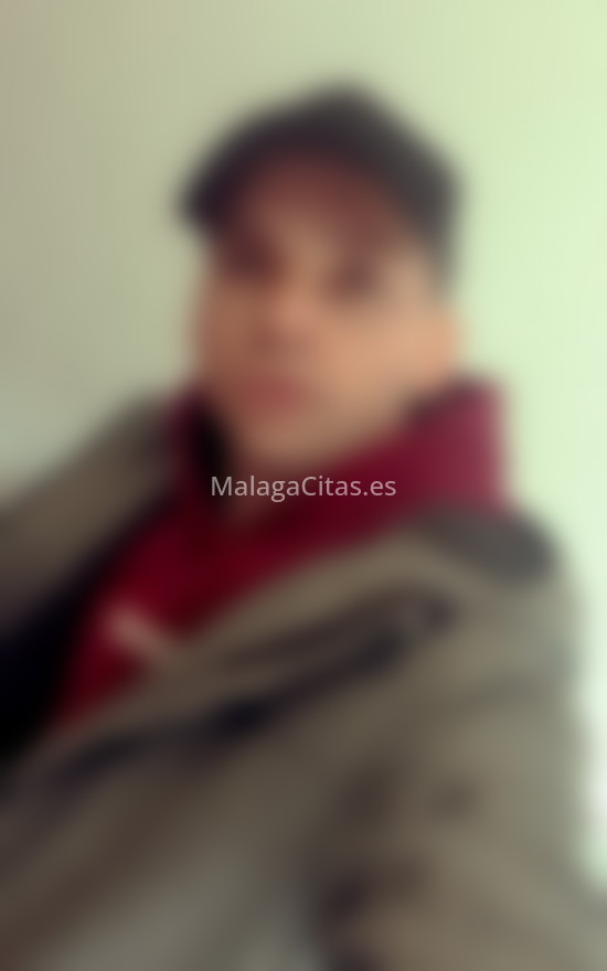 Cristian, chico cubano . 603595356. Citas en MÁLAGA, MÁLAGA. www.malagacitas.es.