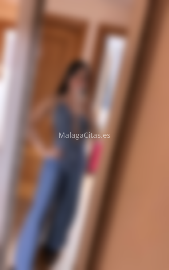 Ximena, morena exótica. 664795682. Citas en MÁLAGA, MÁLAGA. www.malagacitas.es.