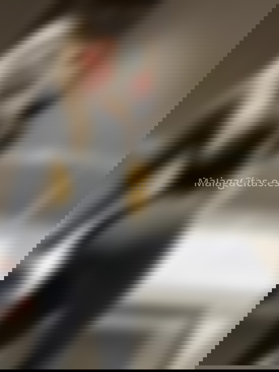 Sofia, modelo rubia recién llegada . 671505363. Citas en MÁLAGA, MÁLAGA. www.malagacitas.es.