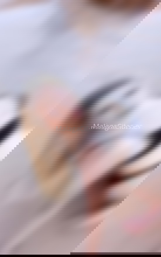 Bianca, mujer brasileña cariñosa. 610664508. Citas en MÁLAGA, MÁLAGA. www.malagacitas.es.