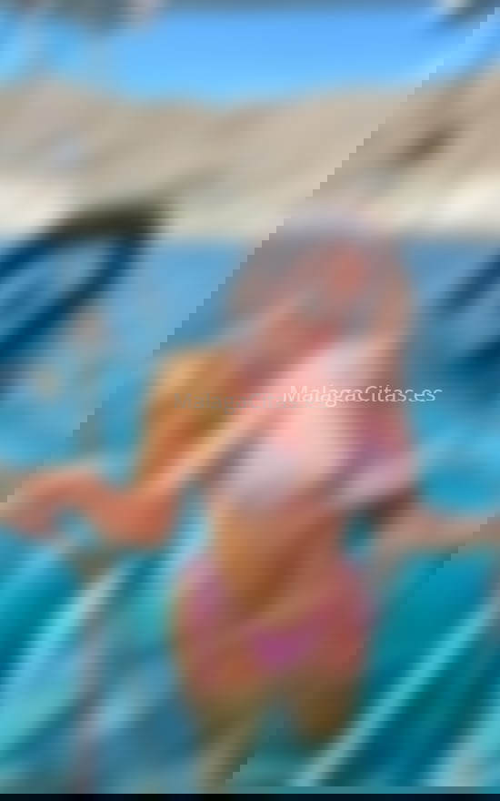 Reina, colombiana nueva en la ciudad. 637256484. Citas en MÁLAGA, MÁLAGA. www.malagacitas.es.