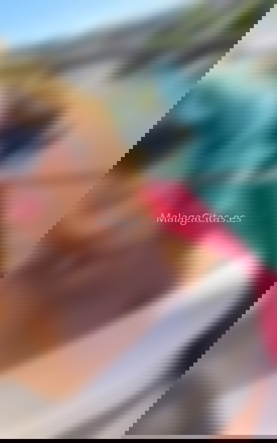 Reina, colombiana nueva en la ciudad. 637256484. Citas en MÁLAGA, MÁLAGA. www.malagacitas.es.