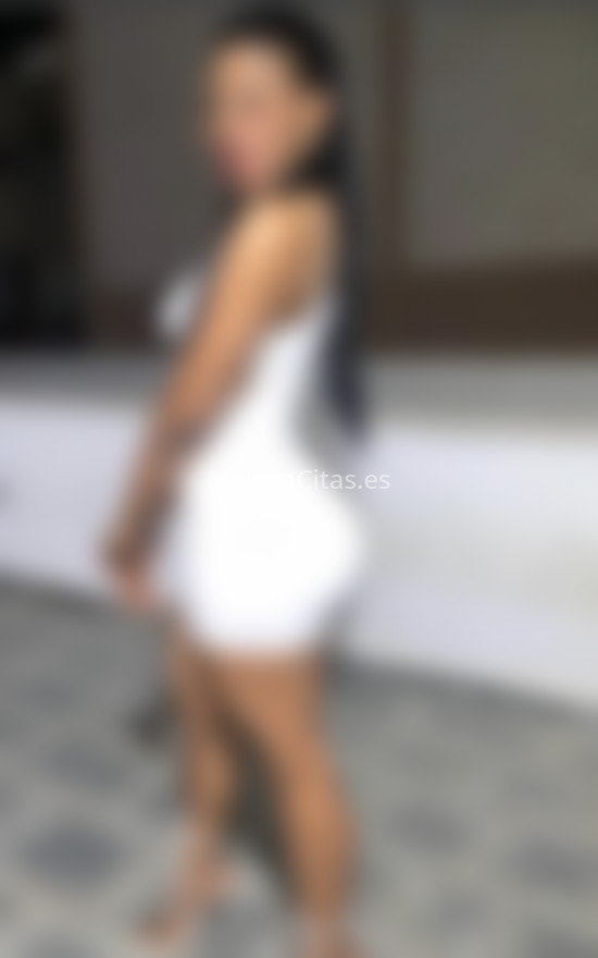 Cintia, morena colombiana. 613862303. Citas en MÁLAGA, MÁLAGA. www.malagacitas.es.