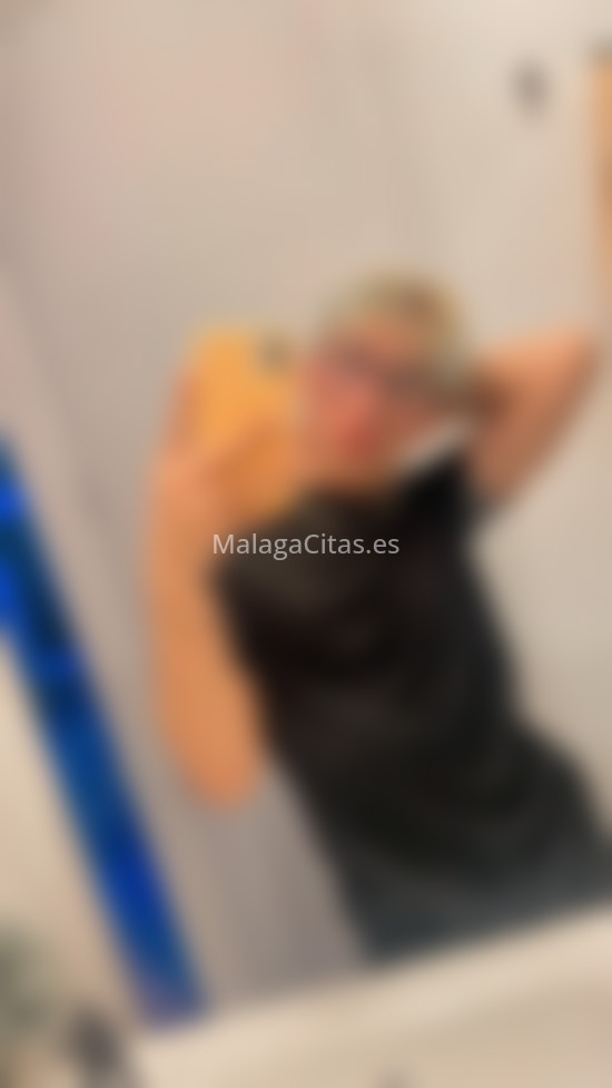 Ken, joven venezolano. 675418141. Citas en MÁLAGA, MÁLAGA. www.malagacitas.es.