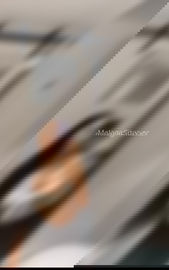 Laura, primera vez en la ciudad. 610976387. Citas en MÁLAGA, MÁLAGA. www.malagacitas.es.