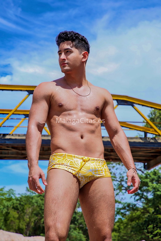 Bruno, latino de paso. 664407620. Citas en MÁLAGA, MÁLAGA. www.malagacitas.es.