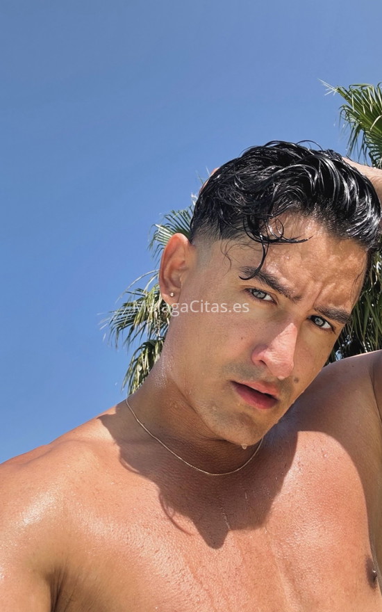 Bruno, latino de paso. 664407620. Citas en MÁLAGA, MÁLAGA. www.malagacitas.es.