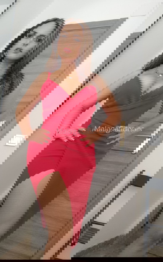 Sofia, mujer latina educada y elegante. 622584070. Citas en MÁLAGA, MÁLAGA. www.malagacitas.es.
