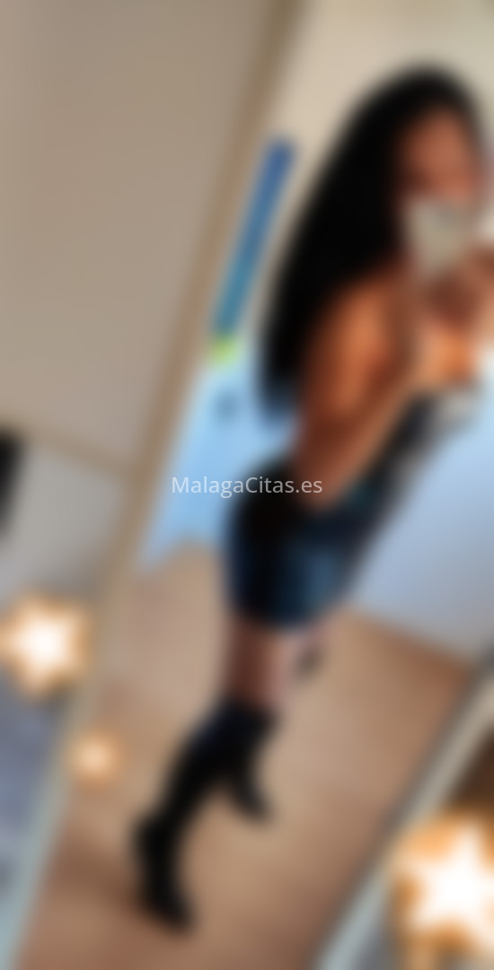 Sofía, chica argentina. 603808154. Citas en MÁLAGA, MÁLAGA. www.malagacitas.es.