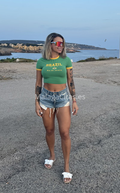 Cristina, encantadora brasileña. 641094954. Citas en MÁLAGA, MÁLAGA. www.malagacitas.es.