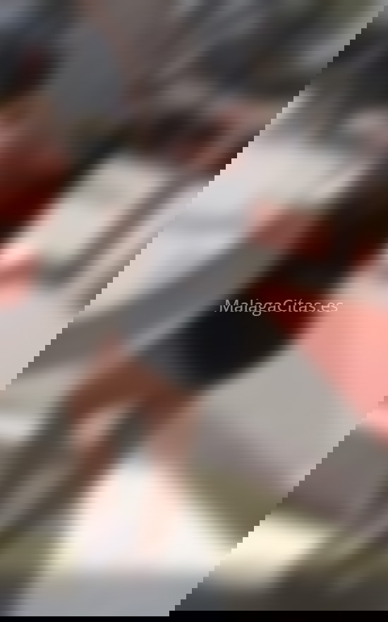 Sofia, chica de Colombia muy sociable. 677439583. Citas en MÁLAGA, MÁLAGA. www.malagacitas.es.