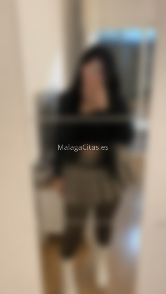 Valentina, encantadora jovencita. 613925604. Citas en MÁLAGA, MÁLAGA. www.malagacitas.es.