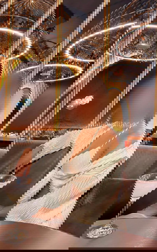 María, dulce y encantadora joven. 611215188. Citas en MÁLAGA, MÁLAGA. www.malagacitas.es.