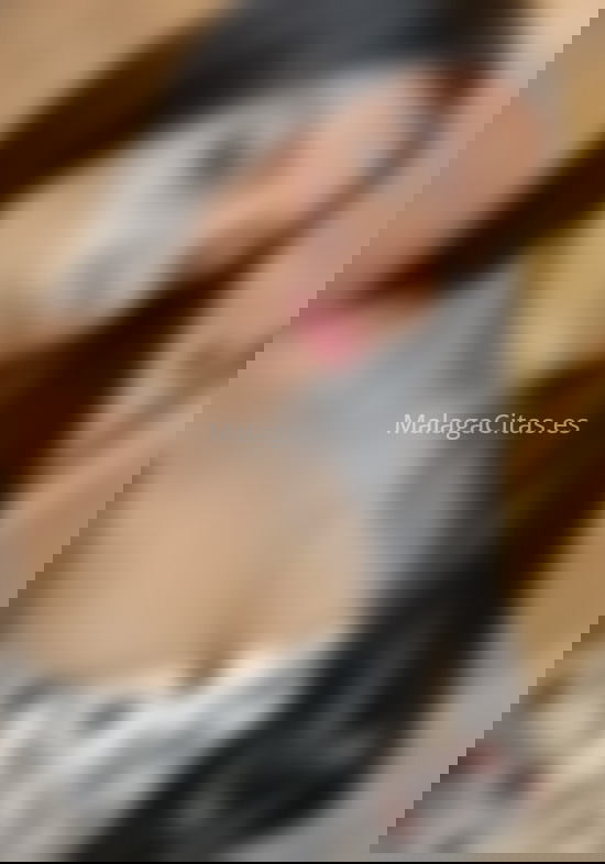 Ashley, extrovertida chica de Venezuela. 625772267. Citas en MÁLAGA, MÁLAGA. www.malagacitas.es.