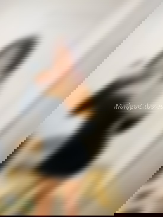 Sofia, joven latina encantadora . 604263627. Citas en MÁLAGA, MÁLAGA. www.malagacitas.es.
