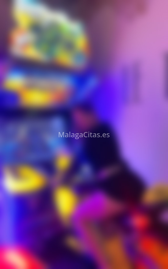 Trix, pelirroja brasileña . 667929056. Citas en MÁLAGA, MÁLAGA. www.malagacitas.es.
