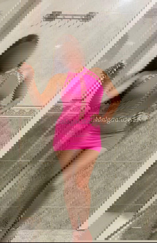 Dani, colombiana bajita y hermosa. 627590343. Citas en MÁLAGA, MÁLAGA. www.malagacitas.es.