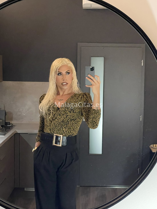 Beruska, trans latina. 665833394. Citas en MÁLAGA, MÁLAGA. www.malagacitas.es.