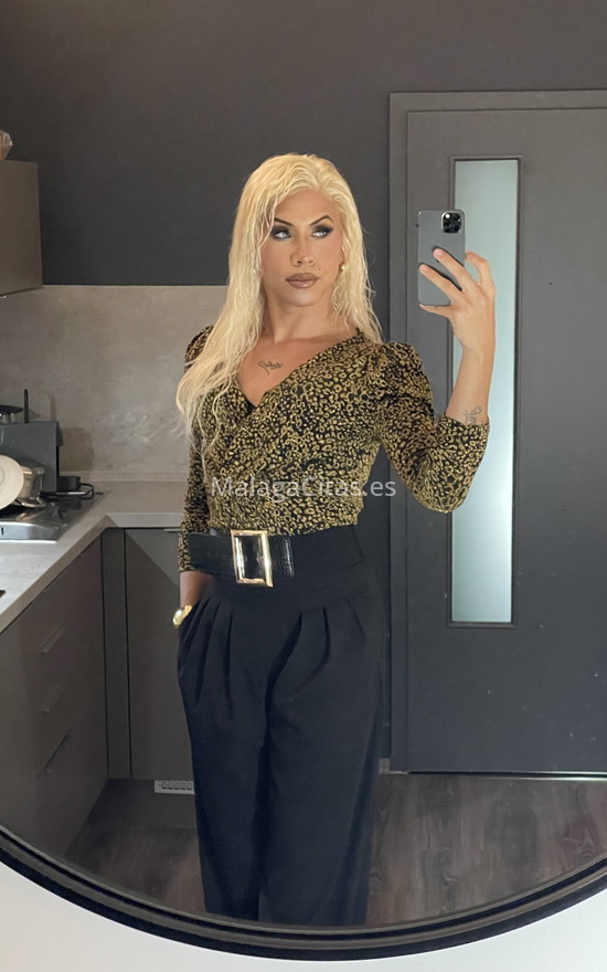 Beruska, trans latina. 665833394. Citas en MÁLAGA, MÁLAGA. www.malagacitas.es.