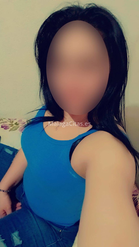 Gaby, paraguaya de 25 años . 643906923. Citas en MÁLAGA, MÁLAGA. www.malagacitas.es.