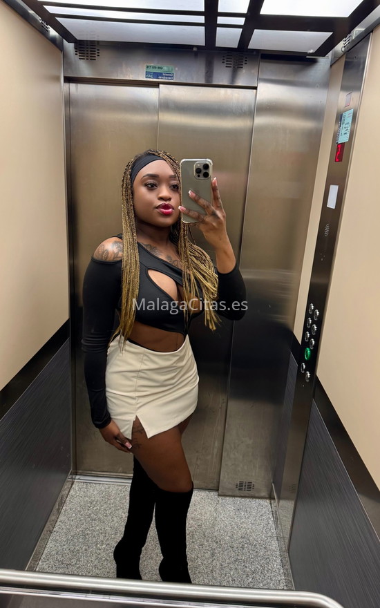 Sara, jovencita de 20 años. 641982840. Citas en MÁLAGA, MÁLAGA. www.malagacitas.es.