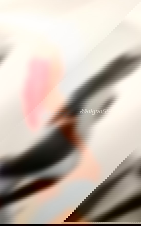 Safiro, trans colombiana. 614591688. Citas en MÁLAGA, MÁLAGA. www.malagacitas.es.