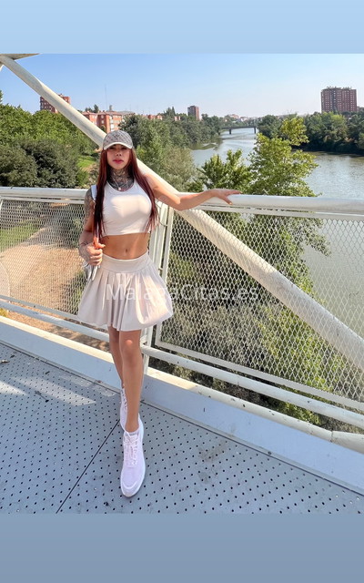 Dulce, joven colombiana. 603344673. Citas en MÁLAGA, MÁLAGA. www.malagacitas.es.
