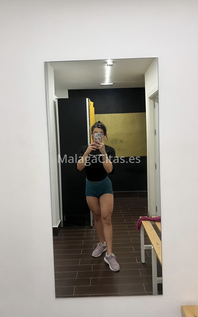 Dulce, joven colombiana. 603344673. Citas en MÁLAGA, MÁLAGA. www.malagacitas.es.