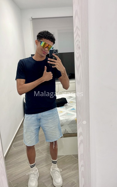 Darius, joven colombiano . 643788727. Citas en MÁLAGA, MÁLAGA. www.malagacitas.es.