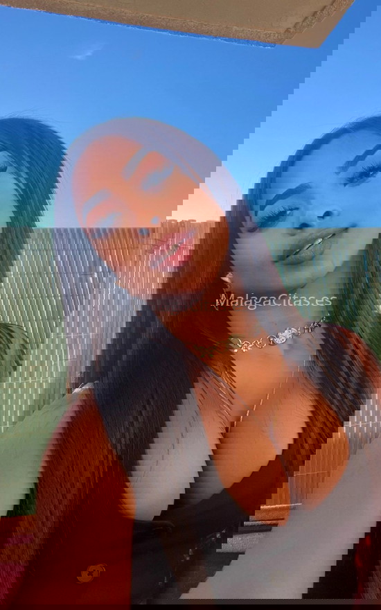 Megan, jovencita colombiana . 631040438. Citas en MÁLAGA, MÁLAGA. www.malagacitas.es.