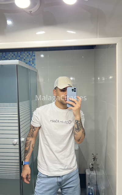 Sebastián Useche, venezolano. 666767235. Citas en MÁLAGA, MÁLAGA. www.malagacitas.es.