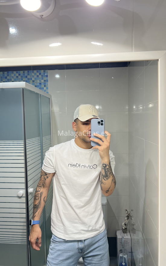 Sebastián Useche, venezolano. 666767235. Citas en MÁLAGA, MÁLAGA. www.malagacitas.es.