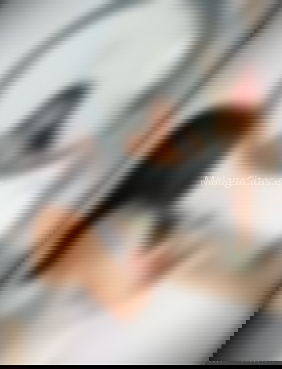 Sabrina joven latina de vacaciones . 613578403. Citas en MÁLAGA, MÁLAGA. www.malagacitas.es.
