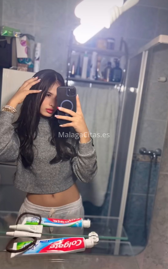 Lucía, chica latina. 624378245. Citas en MÁLAGA, MÁLAGA. www.malagacitas.es.