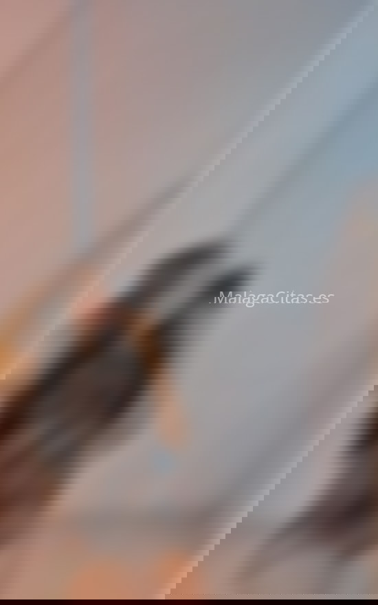 Lucía, chica latina. 624378245. Citas en MÁLAGA, MÁLAGA. www.malagacitas.es.