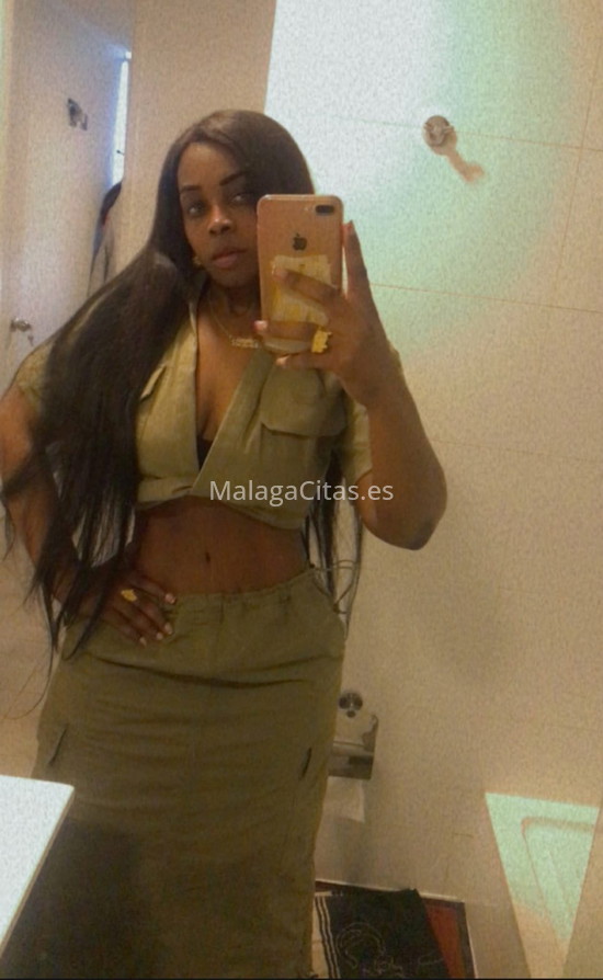 Alexandra, curvi morena . 670621755. Citas en MÁLAGA, MÁLAGA. www.malagacitas.es.
