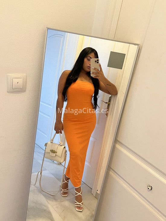 Sharon, joven venezolana . 637481544. Citas en MÁLAGA, MÁLAGA. www.malagacitas.es.