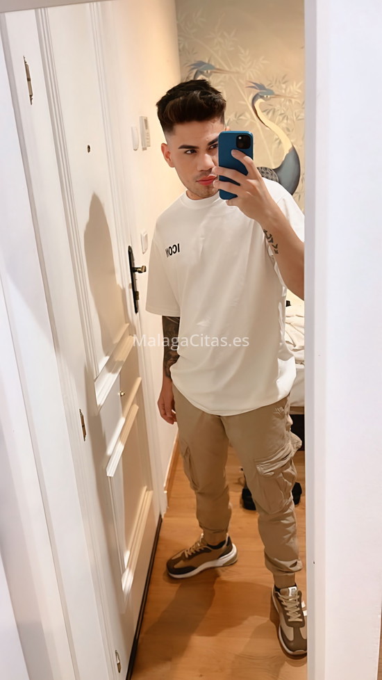 Bruno, latino nuevo por aquí. 603954131. Citas en MÁLAGA, MÁLAGA. www.malagacitas.es. Bruno, latino nuevo por aquí. 603954131. Citas en MÁLAGA, MÁLAGA. www.malagacitas.es.