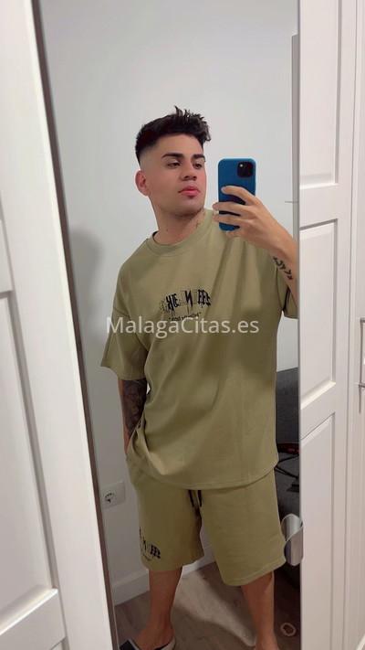 Bruno, latino nuevo por aquí. 603954131. Citas en MÁLAGA, MÁLAGA. www.malagacitas.es.