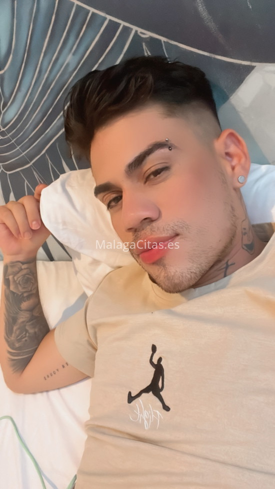 Bruno, latino nuevo por aquí. 603954131. Citas en MÁLAGA, MÁLAGA. www.malagacitas.es. Bruno, latino nuevo por aquí. 603954131. Citas en MÁLAGA, MÁLAGA. www.malagacitas.es.