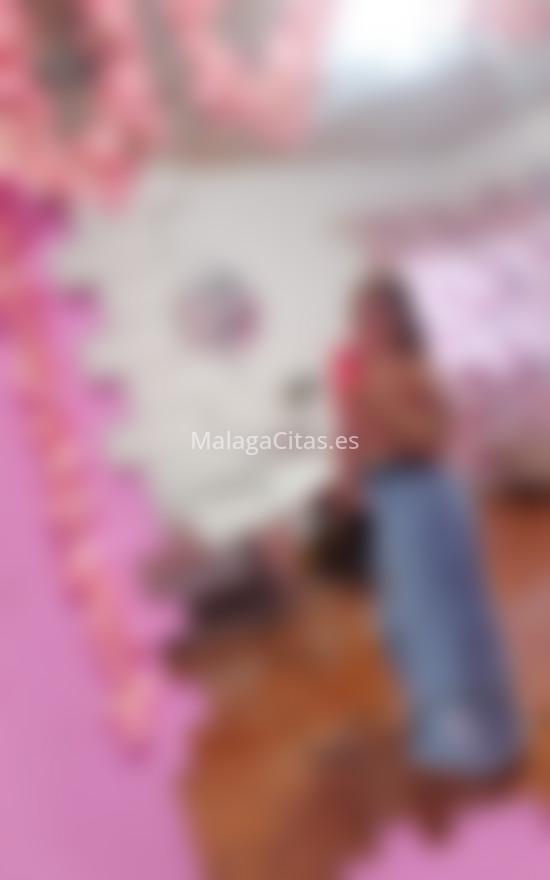 Valeria, curvy colombiana . 603801864. Citas en MÁLAGA, MÁLAGA. www.malagacitas.es.