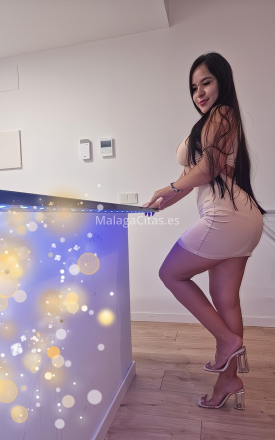 Vivían, preciosa colombiana . 613683407. Citas en MÁLAGA, MÁLAGA. www.malagacitas.es.