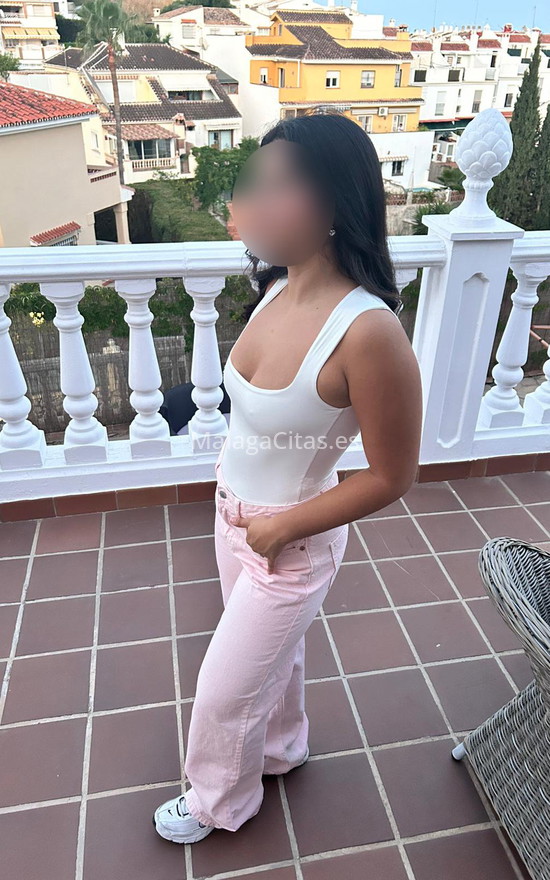 Julia, la más dulce y cariñosa de todas. 652402198. Citas en MÁLAGA, MÁLAGA. www.malagacitas.es. Julia, la más dulce y cariñosa de todas. 652402198. Citas en MÁLAGA, MÁLAGA. www.malagacitas.es.
